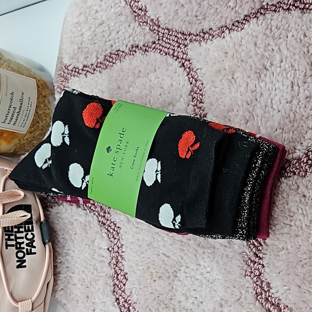 nwt KATE SPADE 3 Pack Apple Black Sparkle and Red Stripe Socks new
